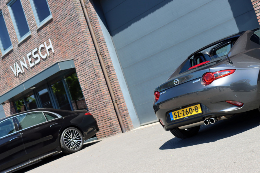 Mazda MX-5 RF 2.0 SkyActiv-G 160 GT-M | Navigatiesysteem | Bose | Leder | Apple Carplay | Stoelverwarming | Dodehoekassistent | Cruise Control | Elek. Clima |