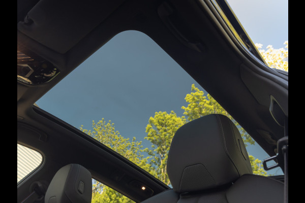 BMW i5 Touring eDrive40 M-Sport Pro - Pano - Onderstel Prof - Driving Ass Prof - Harman Kardon