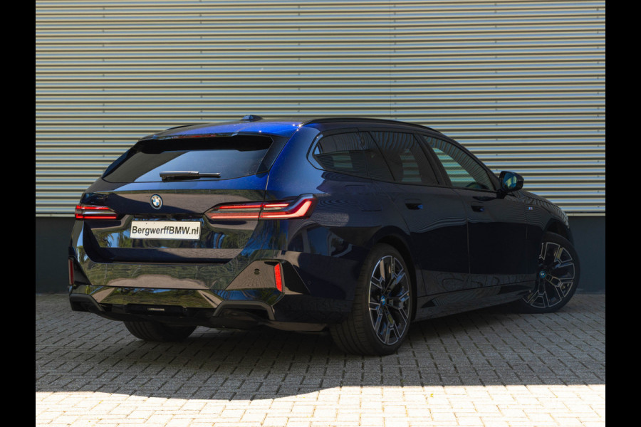 BMW i5 Touring eDrive40 M-Sport Pro - Pano - Onderstel Prof - Driving Ass Prof - Harman Kardon