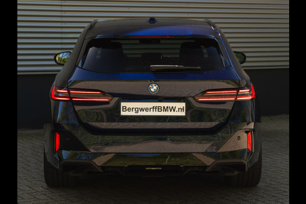 BMW i5 Touring eDrive40 M-Sport Pro - Pano - Onderstel Prof - Driving Ass Prof - Harman Kardon