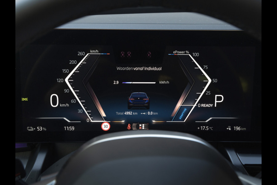 BMW i5 Touring eDrive40 M-Sport Pro - Pano - Onderstel Prof - Driving Ass Prof - Harman Kardon