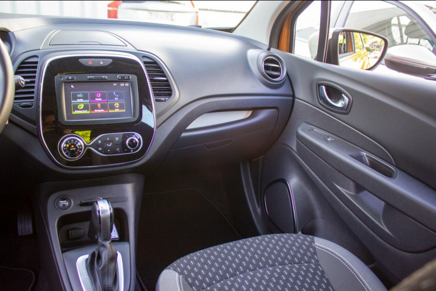Renault Captur 1.2 TCe Intens|Prijs rijklaar incl. 12 mnd garantie| Bluetooth Navi LMV Camera PDC
