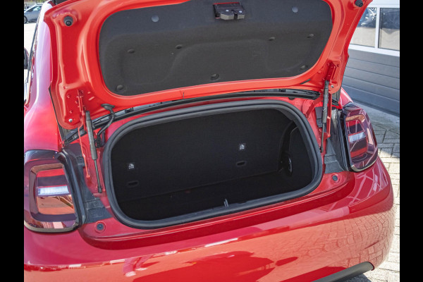 Fiat 500E 42 kWh Cabrio | Clima | Camera | Carplay | Cruise | Uit voorraad leverbaar