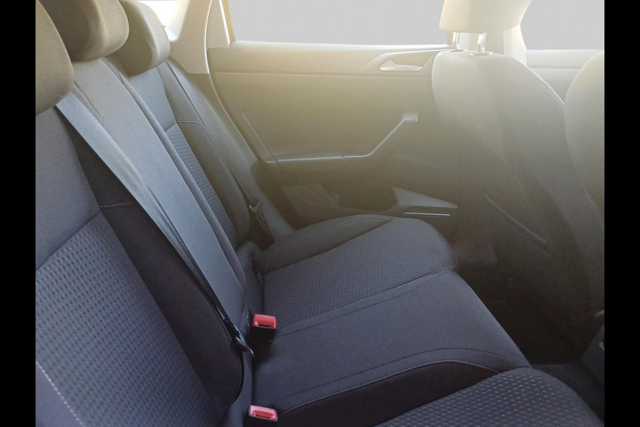 Volkswagen Polo 1.0 TSI Comfortline Business | automaat |