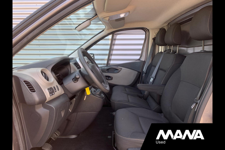 Renault Trafic 1.6 dCi T29 L2H1 Comfort 19"LMV Airco Camera Sensoren Cruise Bluetooth NAVI GlassLook Trekhaak ZEER NETJES