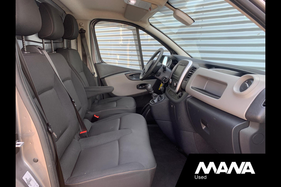 Renault Trafic 1.6 dCi T29 L2H1 Comfort 19"LMV Airco Camera Sensoren Cruise Bluetooth NAVI GlassLook Trekhaak ZEER NETJES