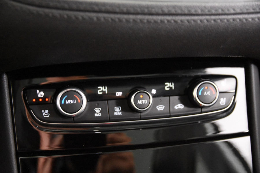 Opel Grandland X Innovation *1ste Eigenaar*Leer*Panoramadak*