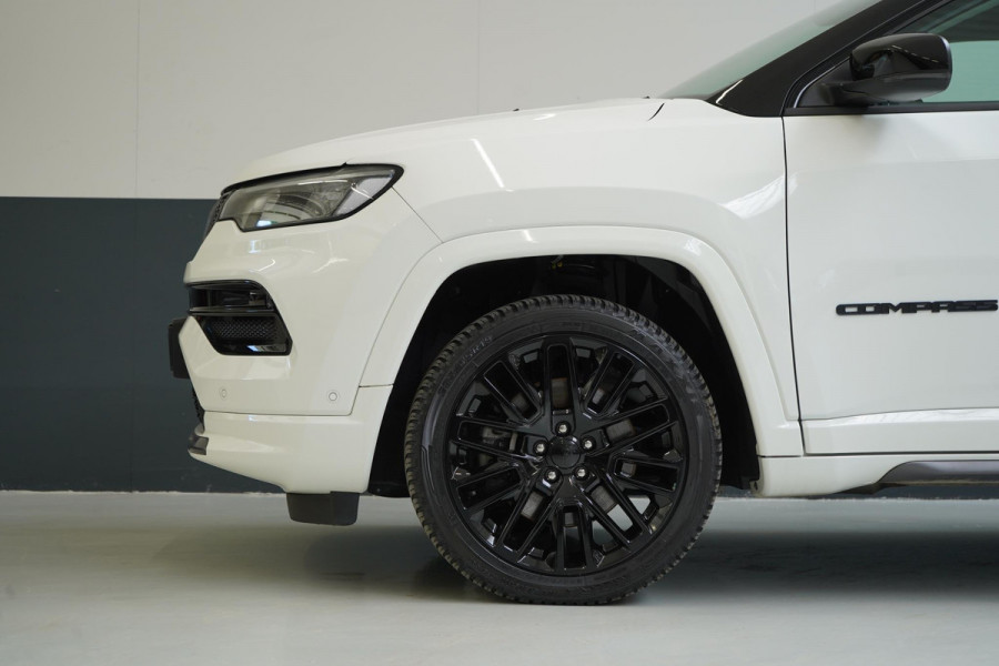 Jeep Compass 4xe 240 Plug-in Hybrid Electric S | Leder | Navigatie | Achteruitrijcamera | Stuurverwarming