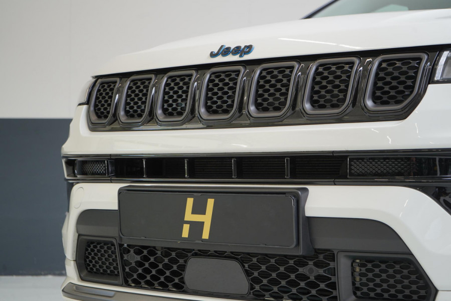 Jeep Compass 4xe 240 Plug-in Hybrid Electric S | Leder | Navigatie | Achteruitrijcamera | Stuurverwarming