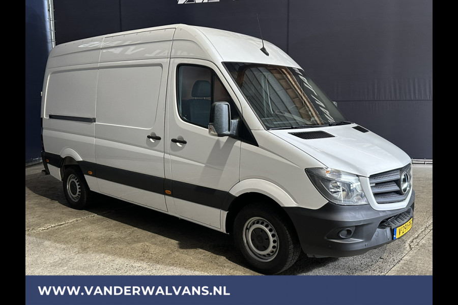 Mercedes-Benz Sprinter 316 CDI 164pk L2H2 Euro6 Airco | 2800kg Trekhaak | Omvormer | Cruisecontrol parkeersensoren, chauffeursstoel