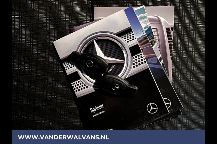 Mercedes-Benz Sprinter 316 CDI 164pk L2H2 Euro6 Airco | 2800kg Trekhaak | Omvormer | Cruisecontrol parkeersensoren, chauffeursstoel
