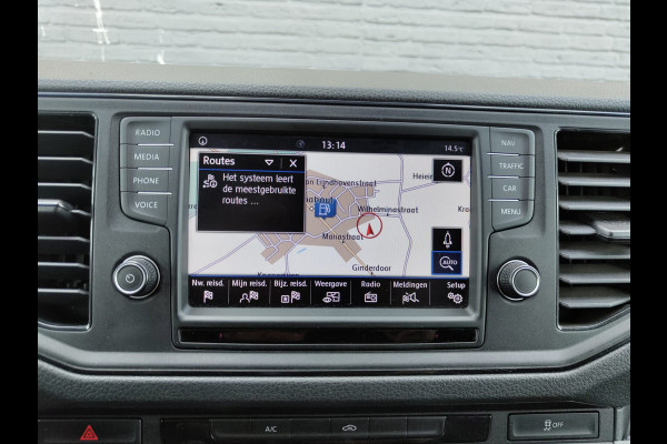 Volkswagen Crafter 30 2.0TDI L3H2 Airco Camera Navi Ingebouwd kantoor Bluetooth EURO6 Betonplex vloer Wandbekleding Schuifdeur Buro 2.500kg trekvermogen keurige bus!