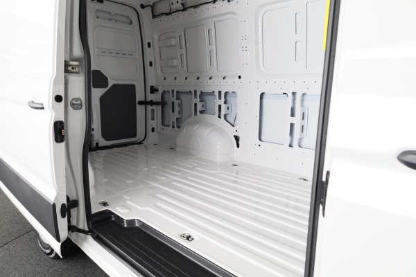 Volkswagen Crafter Highline L3H3 2.0 TDI EU6 140 pk Automaat!