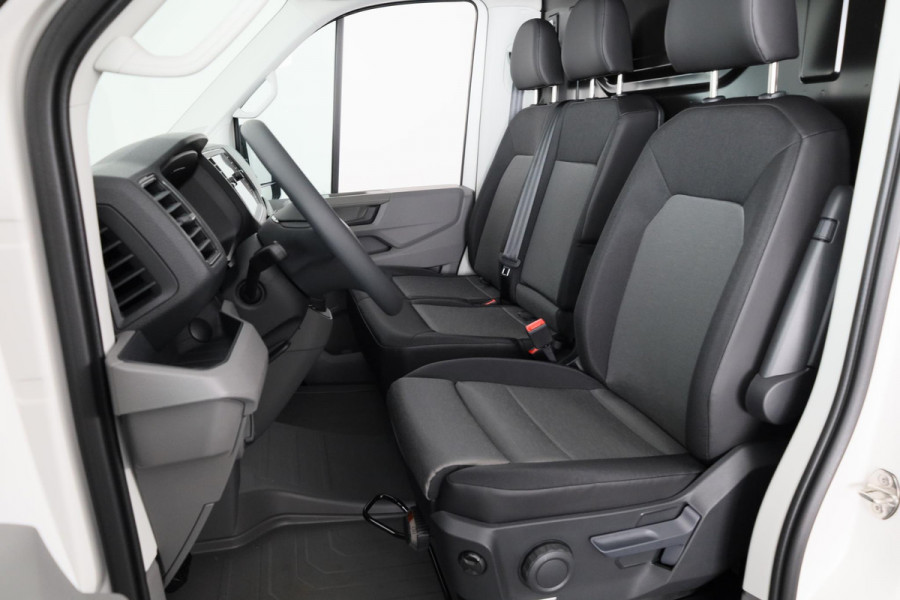 Volkswagen Crafter Highline L3H3 2.0 TDI EU6 140 pk 3.5T Automaat