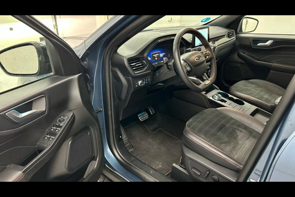 Ford Kuga 2.5 PHEV ST-Line X 225pk | Black Pack | Sync 3 Navigatie | 20 inch Lichtmetaal | Contrasterend dak| 1.500kg Trekgewicht