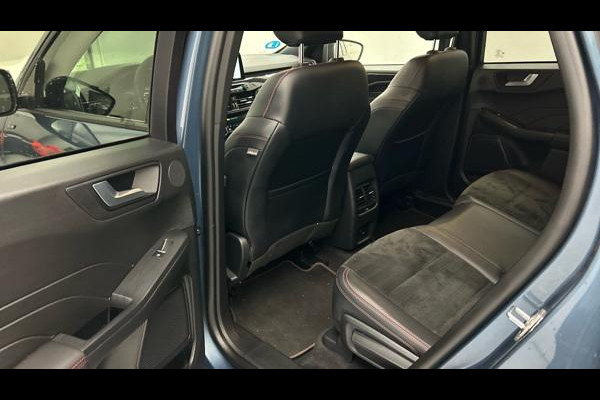 Ford Kuga 2.5 PHEV ST-Line X 225pk | Black Pack | Sync 3 Navigatie | 20 inch Lichtmetaal | Contrasterend dak| 1.500kg Trekgewicht