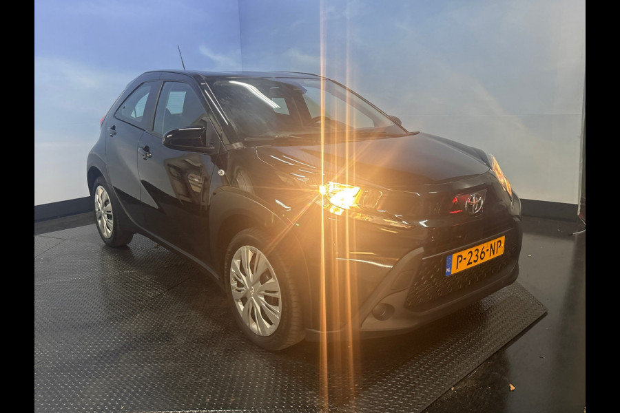 Toyota Aygo X 1.0 VVT-i MT Play Airco, Cruise, Camera