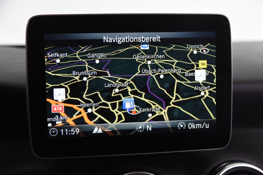 Mercedes-Benz GLA 180 *1ste Eigenaar*Navigatie*Leer*PDC*