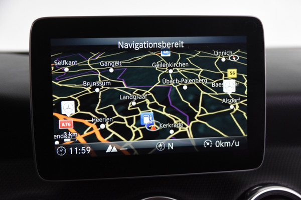 Mercedes-Benz GLA 180 *1ste Eigenaar*Navigatie*Leer*PDC*