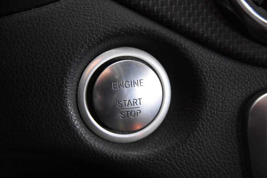 Mercedes-Benz GLA 180 *1ste Eigenaar*Navigatie*Leer*PDC*
