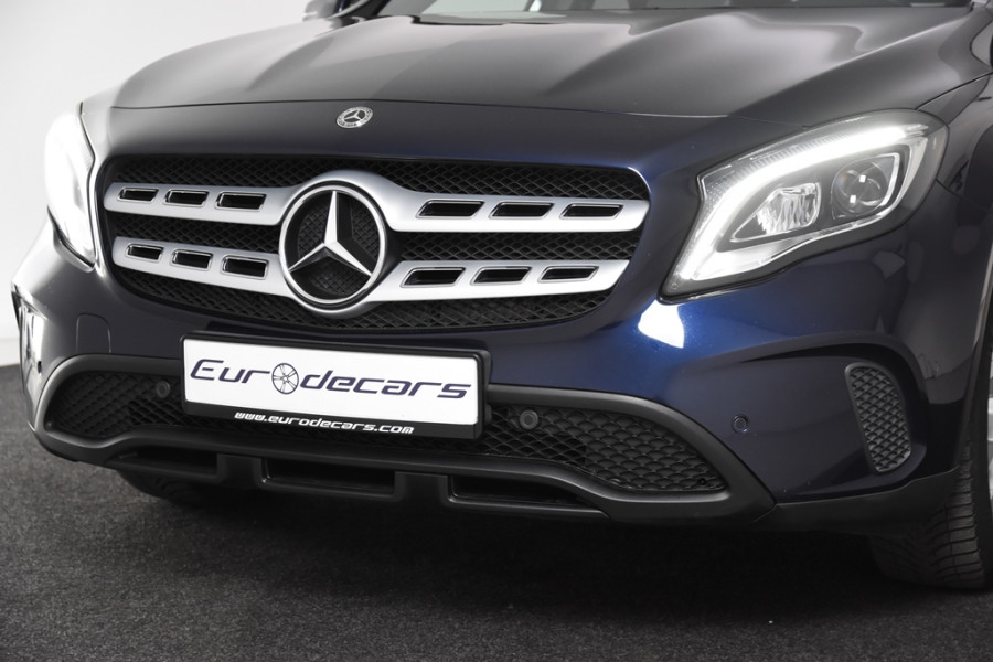 Mercedes-Benz GLA 180 *1ste Eigenaar*Navigatie*Leer*PDC*