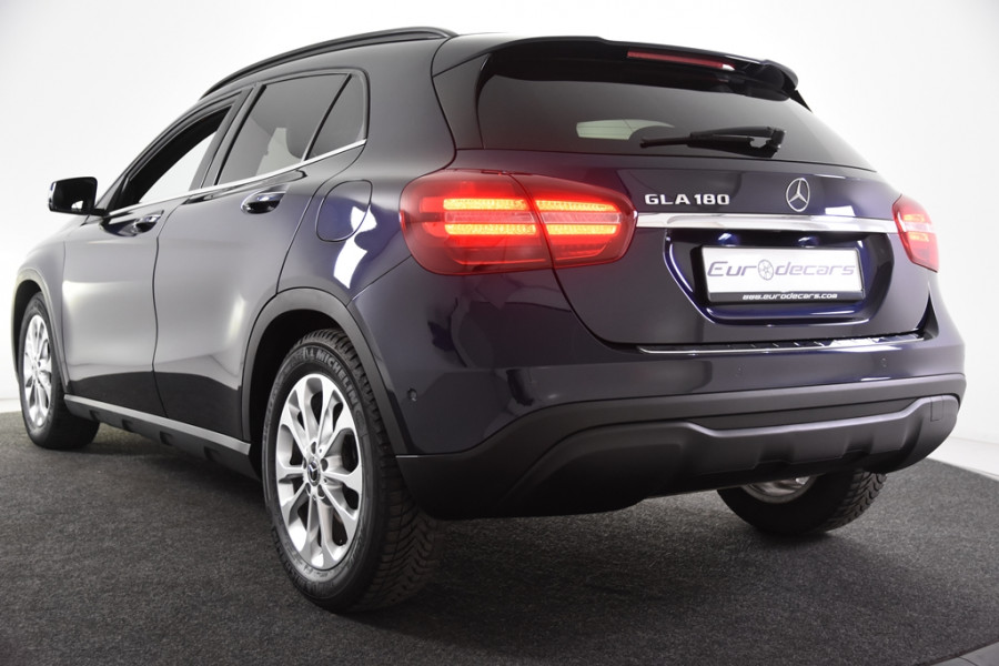 Mercedes-Benz GLA 180 *1ste Eigenaar*Navigatie*Leer*PDC*