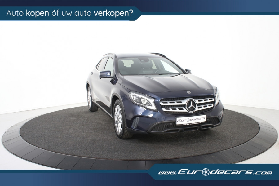 Mercedes-Benz GLA 180 *1ste Eigenaar*Navigatie*Leer*PDC*