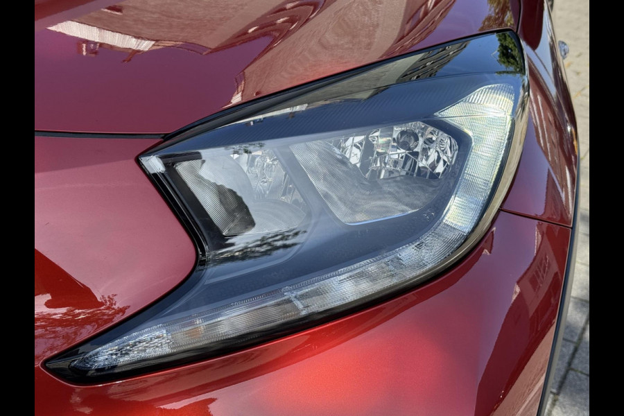 Toyota Aygo X 1.0 VVT-i MT Play Apple CarPlay/Navigatie I Airco I Sport velgen I Achteruitrij camera I 29.000KM Dealer onderhouden