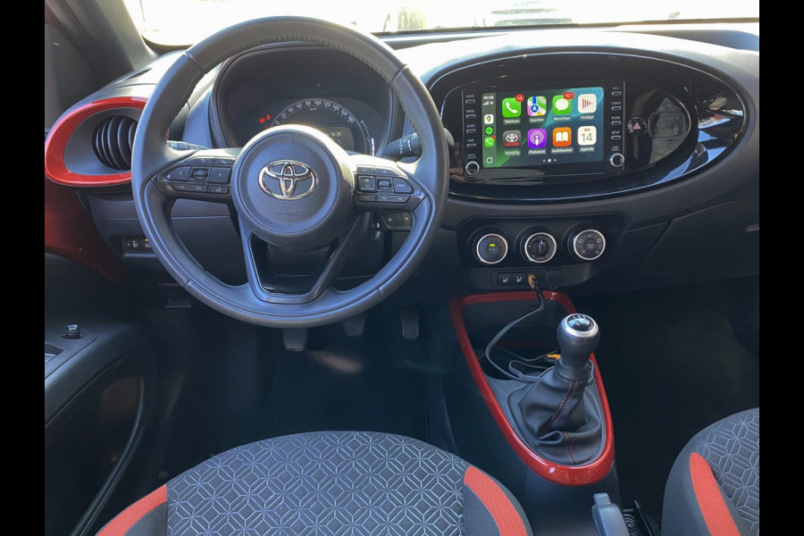 Toyota Aygo X 1.0 VVT-i MT Play Apple CarPlay/Navigatie I Airco I Sport velgen I Achteruitrij camera I 29.000KM Dealer onderhouden