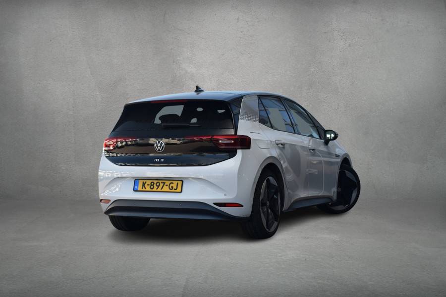 Volkswagen ID.3 First Max 58 kWh | Trekhaak | Pano | HUD | Massage | CarPlay