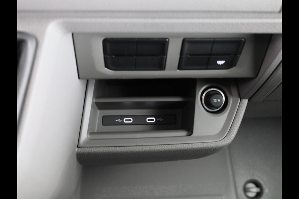 Volkswagen Crafter Trendline L3 2.0 TDI EU6 103 kW (140 pk) GVW 3.0T NETTO DEAL!! Zijschuifdeur links en rechts, Camera achter!!