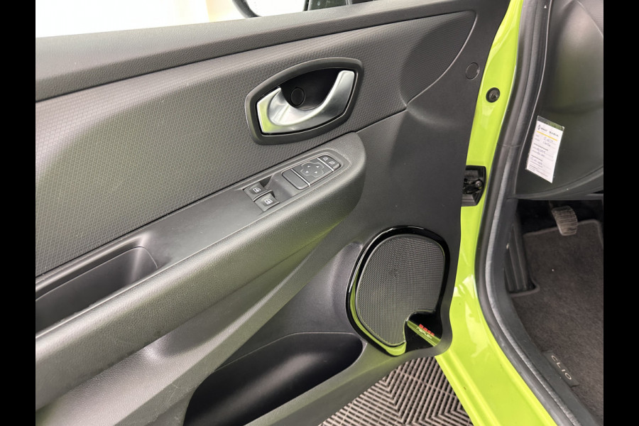 Renault Clio Estate 0.9 TCe Zen *NAVI-FULLMAP | AIRCO | CRUISE | PDC | BASS-REFLEX-SOUND | COMFORT-SEATS | TOWBAR*