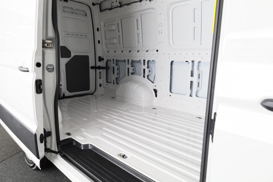 Volkswagen Crafter Highline L3 (2) Bestelwagen 2.0 TDI EU6 103 kW (1 NETTO DEAL!!   Automaat!