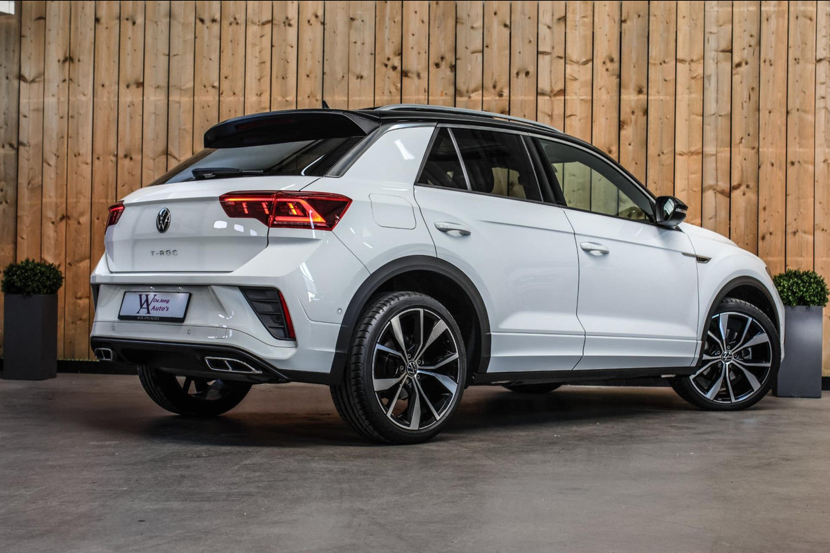Volkswagen T-Roc 1.5 TSI R-Line *Pano*Camera*Massage*Keyless*DSG* Volkswagen T-Roc 1.5 TSI R-Line *Pano*Camera*Massage*Keyless*DSG*