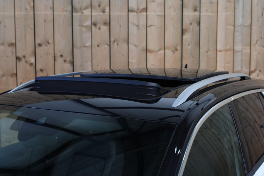 Volkswagen T-Roc 1.5 TSI R-Line *Pano*Camera*Massage*Keyless*DSG*