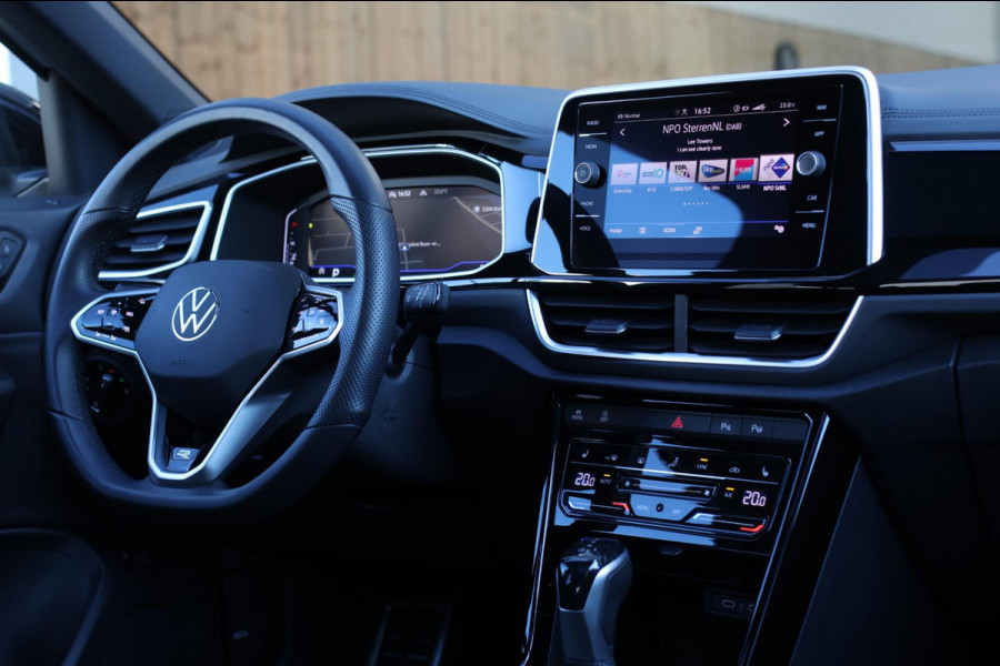 Volkswagen T-Roc 1.5 TSI R-Line *Pano*Camera*Massage*Keyless*DSG*