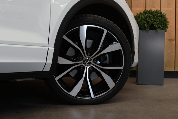 Volkswagen T-Roc 1.5 TSI R-Line *Pano*Camera*Massage*Keyless*DSG*