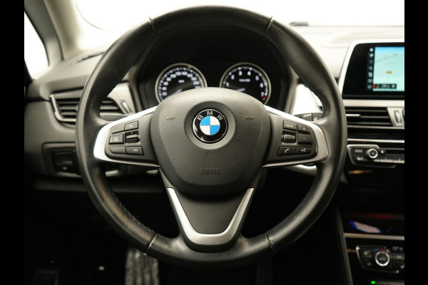 BMW 2 Serie Active Tourer 225xe iPerformance Plug In Hybrid 225pk PHEV | Navi | Stoelverwarming | 17"L.M | El. Achterklep | Cruise Control | PDC V + A |