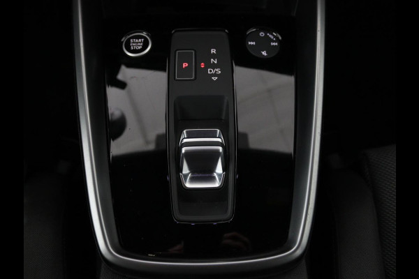 Audi A3 Sportback 30 TFSI Business edition Automaat | Trekhaak | Navigatie | Appel CarPlay | Cruise Control | DAB | LED | LMV
