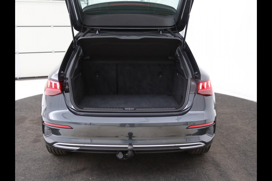Audi A3 Sportback 30 TFSI Business edition Automaat | Trekhaak | Navigatie | Appel CarPlay | Cruise Control | DAB | LED | LMV
