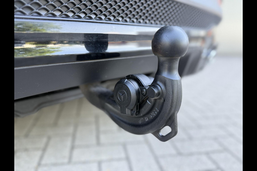 Mercedes-Benz Glb 200 Business Solution AMG 7p. Pano|Trekhaak|Sfeer|Advanced sound