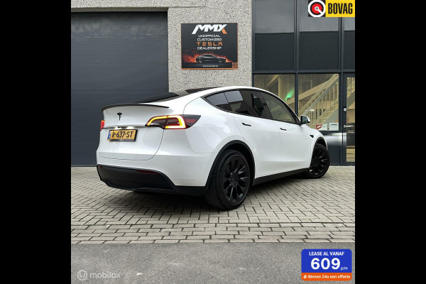 Tesla Model Y 2023 WIT RWD 2023 20" VELGEN MMX PACK
