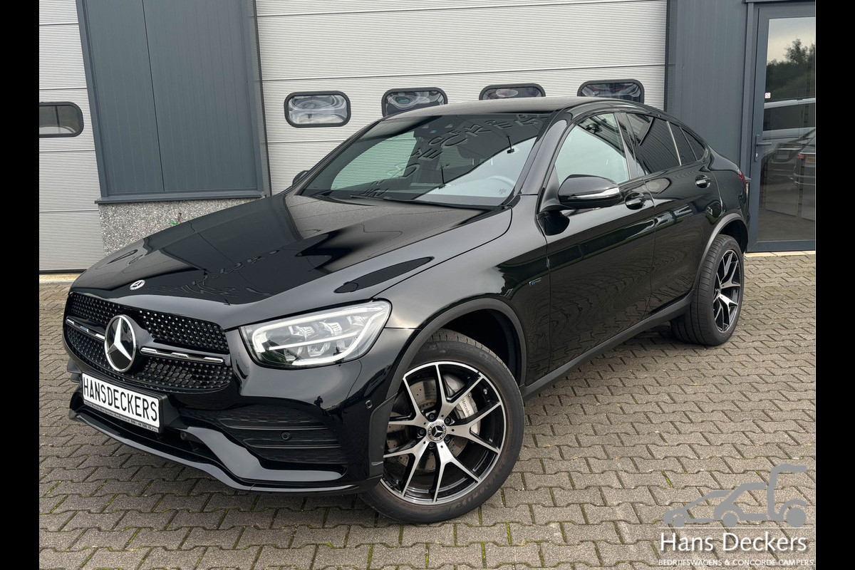 Mercedes-Benz GLC Coupé 300e 4MATIC AMG 9G-Tronic MBUX Camera Night Pakket Hybride Benzine Mercedes-Benz GLC Coupé 300e 4MATIC AMG 9G-Tronic MBUX Camera Night Pakket Hybride Benzine