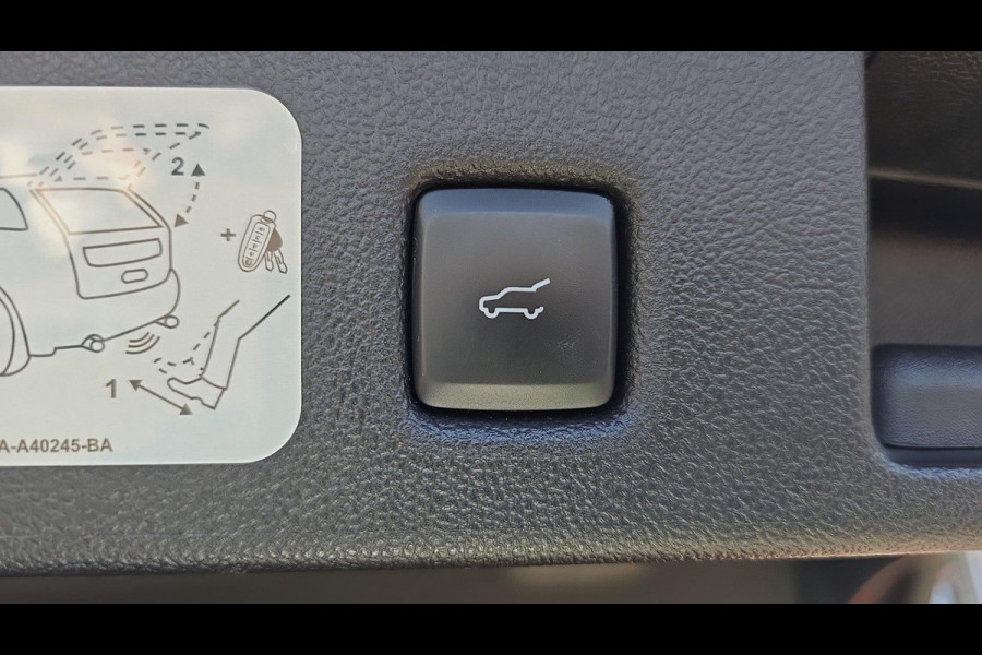 Ford Kuga 1.5 EcoBoost ST-Line X | Winterpakket | Adaptieve Cruise Control | Head-up Display | Electrische achterklep