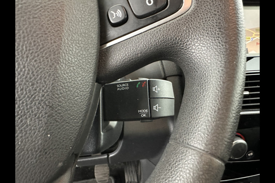 Renault Clio Estate 0.9 TCe Zen *NAVI-FULLMAP | AIRCO | CRUISE | PDC | BASS-REFLEX-SOUND | COMFORT-SEATS | TOWBAR*