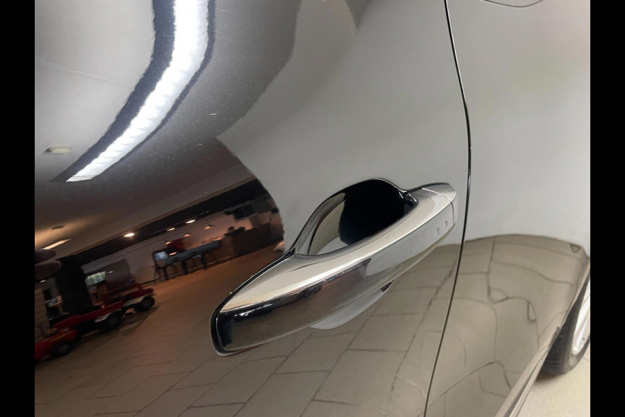 Renault Scénic 1.3 TCe Intens AIRCO CLIMA NAVI STOELVERW PDC CAMERA VELGEN NIEUWSTAAT