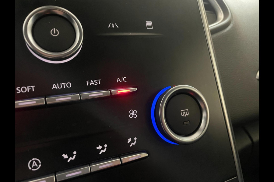 Renault Scénic 1.3 TCe Intens AIRCO CLIMA NAVI STOELVERW PDC CAMERA VELGEN NIEUWSTAAT