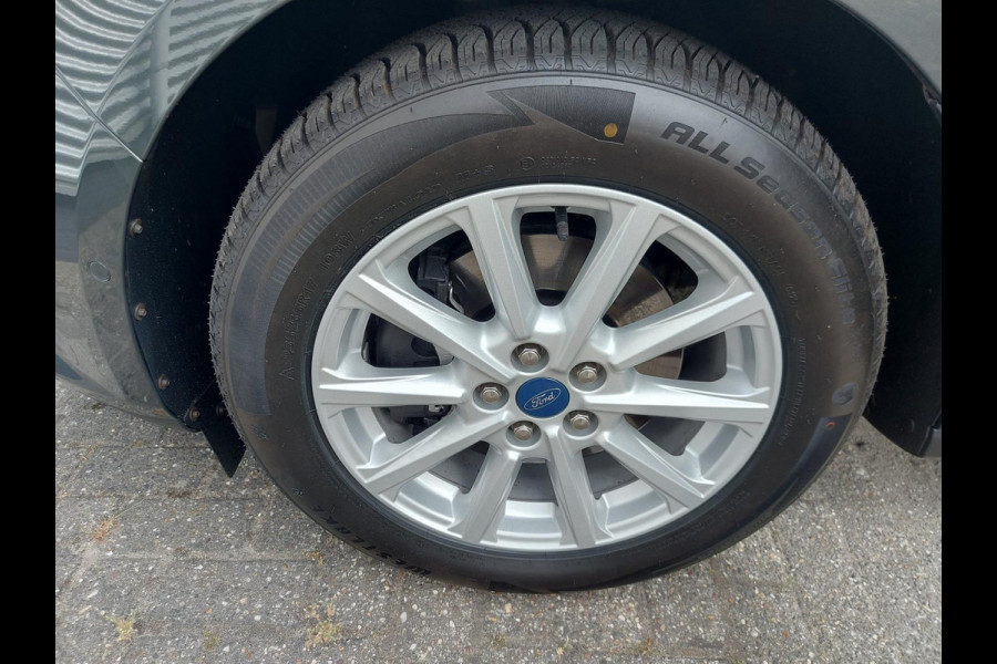 Ford S-Max 1.5 Titanium, airco,trekhaak,navigatie,stoelverwarming,parkeersensoren,