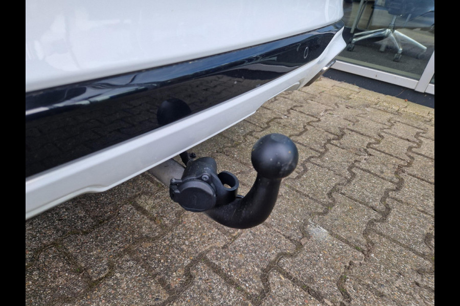 Ford Kuga 2.5 PHEV ST-Line X | Trekhaak | 19 inch velgen| Adaptive cruise control | Winter Pack | Dode hoek | Camera voor en achter
