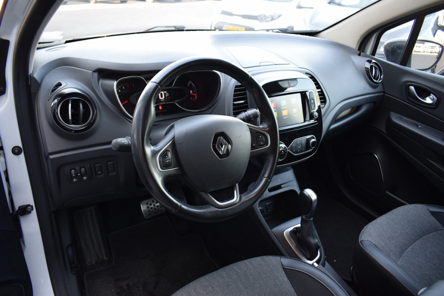 Renault Captur 1.3 TCe Intens | Automaat | Trekhaak | Apple CarPlay | Half Leer